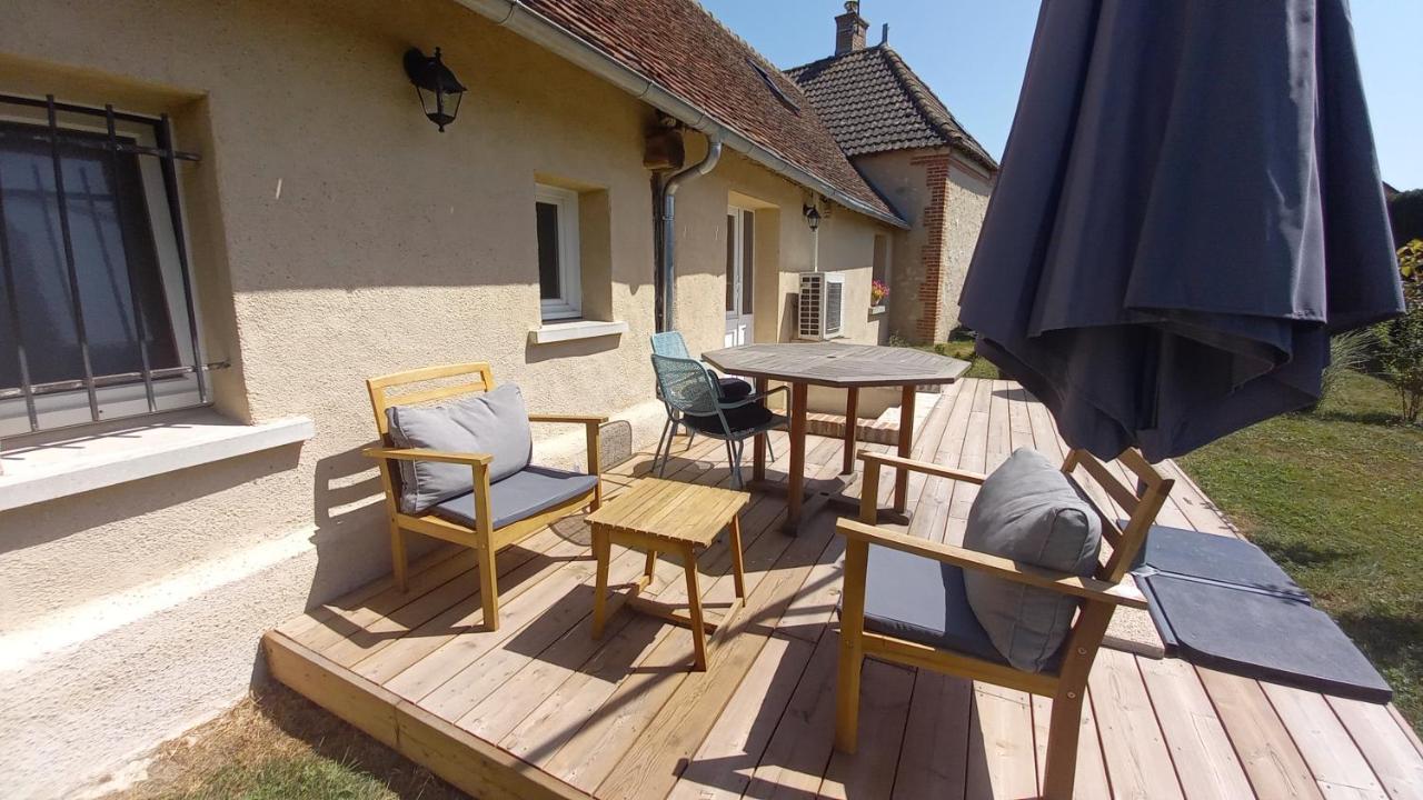 logement indépendant Tour-en-Sologne Extérieur photo